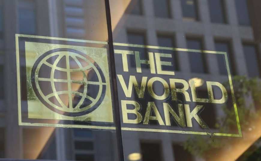 Світовий банк прокоментував питання продажу української землі іноземцям