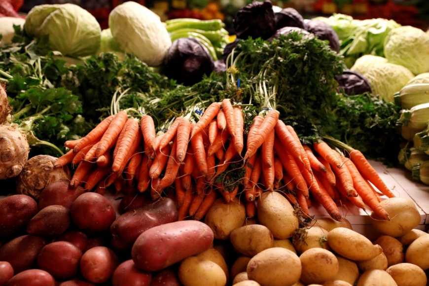 Серед овочів «борщового набору» подешевшали тільки морква та картопля