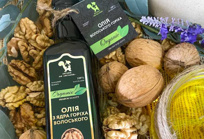 На Харківщині виробили першу в Україні органічну горіхову олію