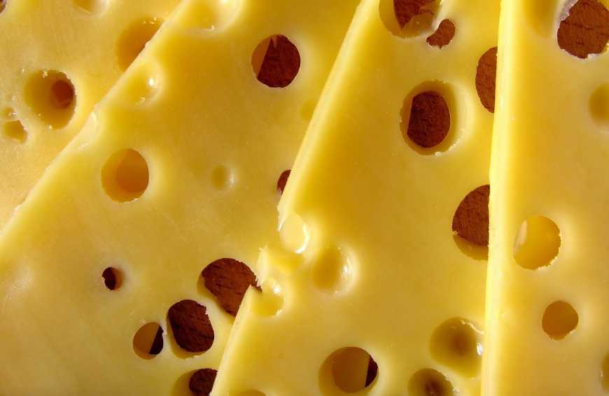 Україна збільшила імпорт сирів на 13% від початку року