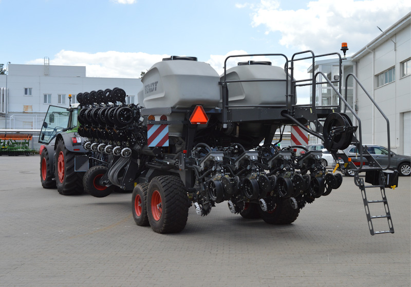 15 16 430 431 agco 3 2