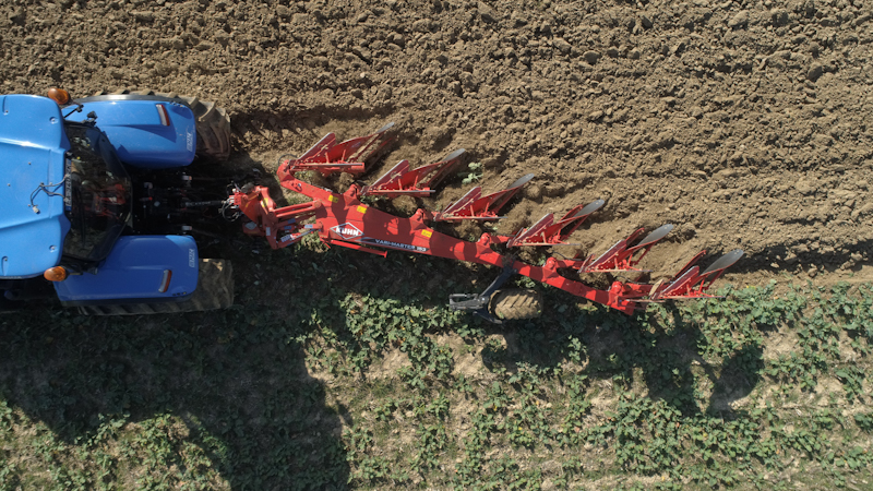 06 445 kuhn 1 3