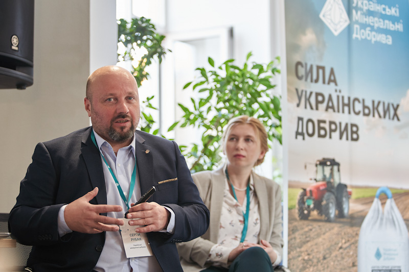 GATE AR 07816 edited