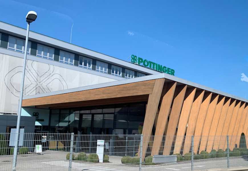 150 приводів полюбити PÖTTINGER
