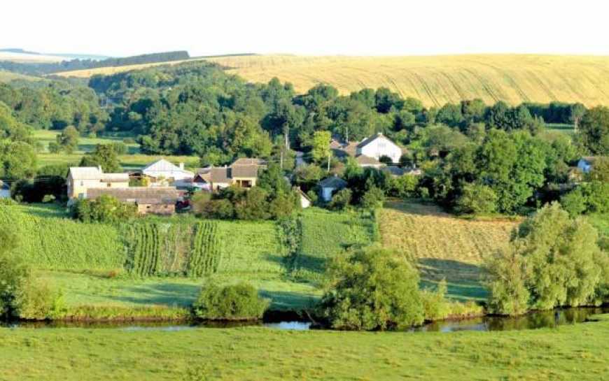 Вкладення у соціальну сферу села зменшилися більш, ніж утричі, - Микола Кісіль