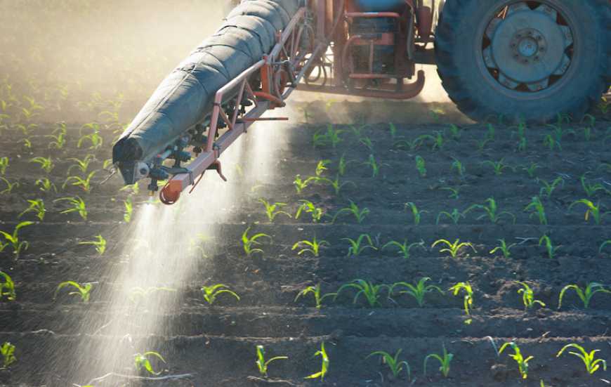 ЄС планує зменшити використання пестицидів та добрив у сільгоспвиробництві