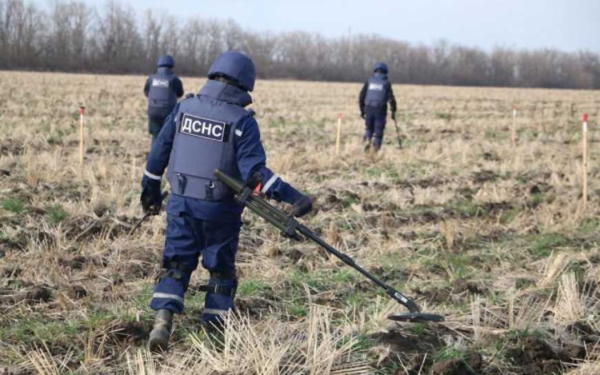 Розмінування: на Харківщині очистили рекордну ділянку