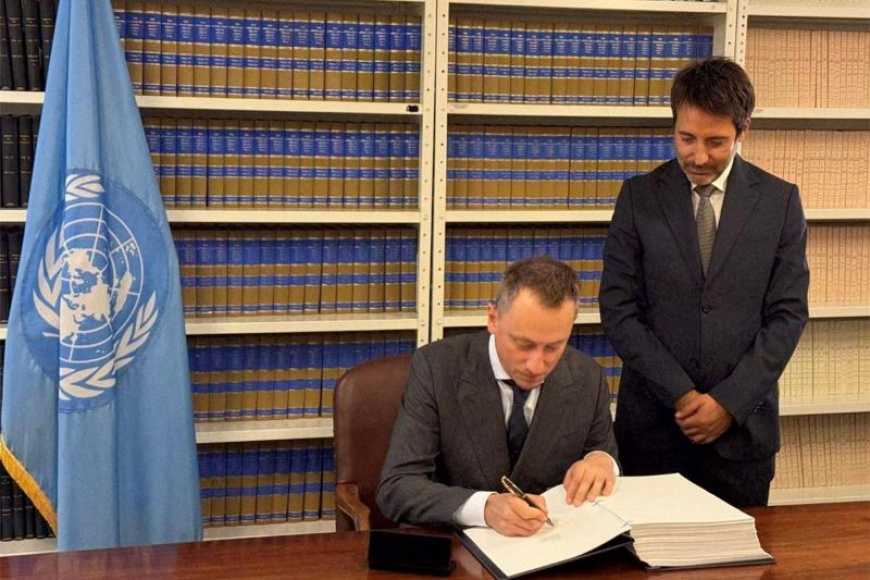 Україна підписала Угоду про відкрите море