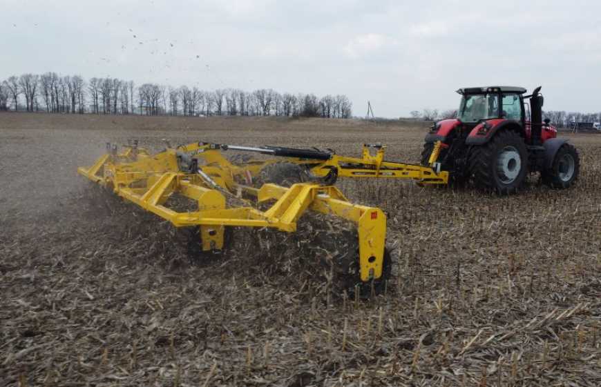 Як різні підходи до стерні вплинули на розвиток кукурудзи та результати: дослідження