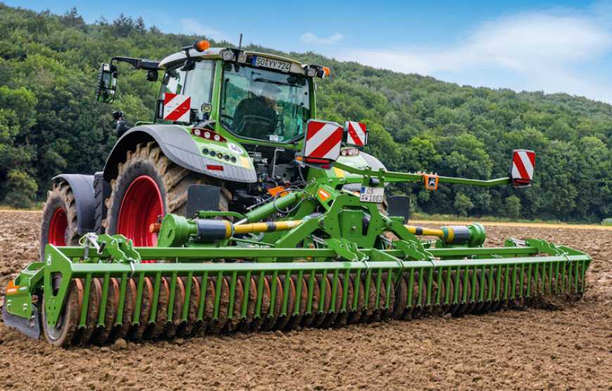 Нова ротаційна борона AMAZONE KE 6002-2 Rotamix