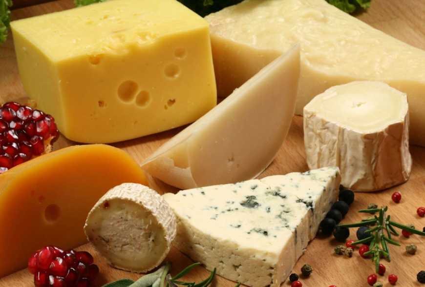 Україна скоротила імпорт сирів майже на 21%