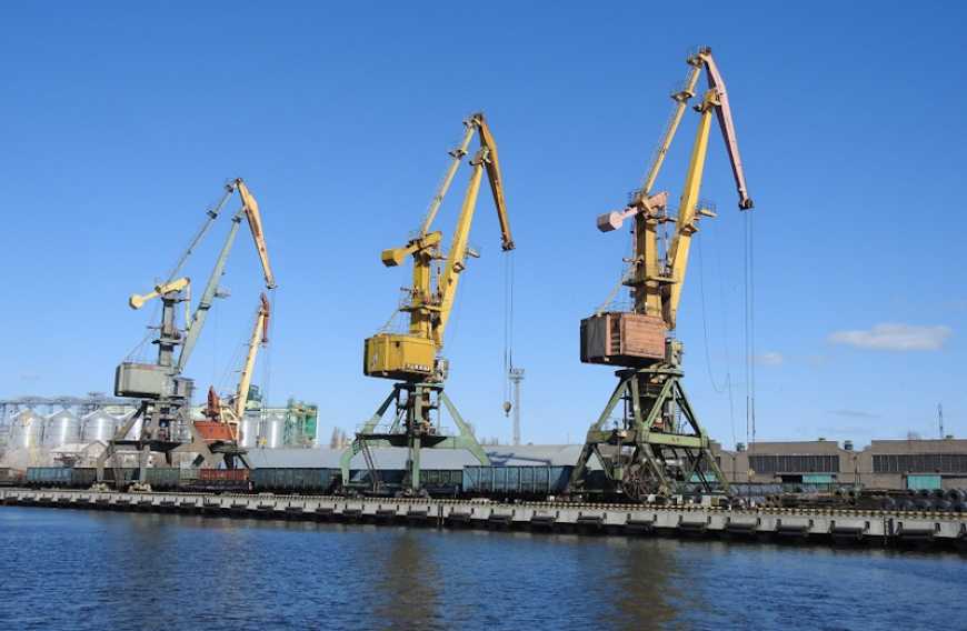 Морпорти в лютому збільшили обсяги перевалки олійних майже на 25%