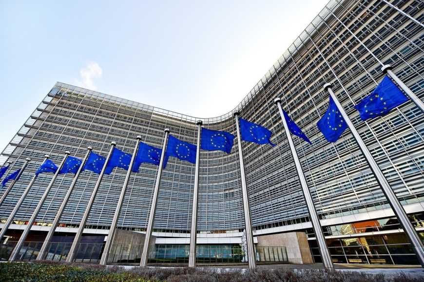 У Брюсселі відповіли, що підтримка йде через наявні механізми