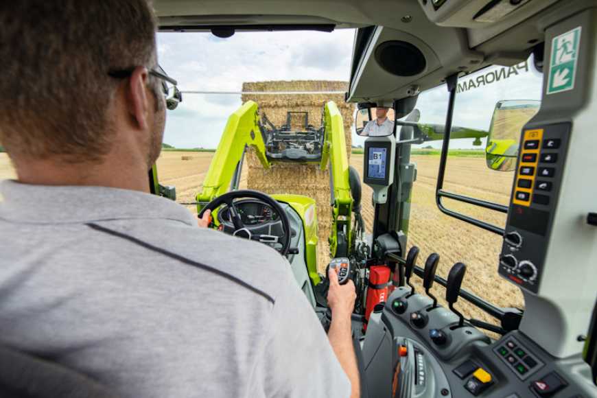 Інноваційний дизайн і кращий огляд: шість нових фронтальних навантажувачів FL C для ELIOS, AXOS і ARION від CLAAS