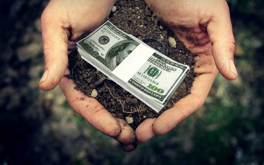 62% українців не хочуть, щоби землю почали продавати – соцопитування