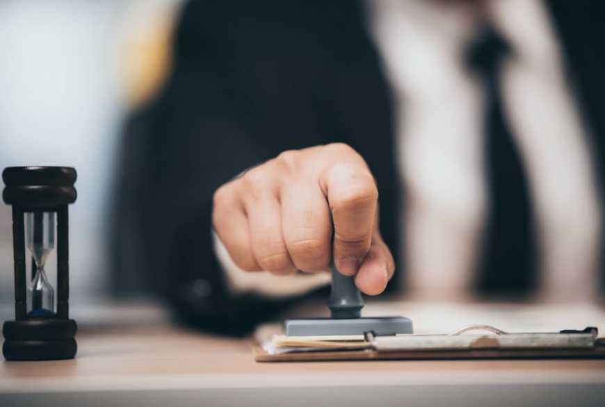 Уряд скасував застарілі вимоги до бізнесу щодо печаток