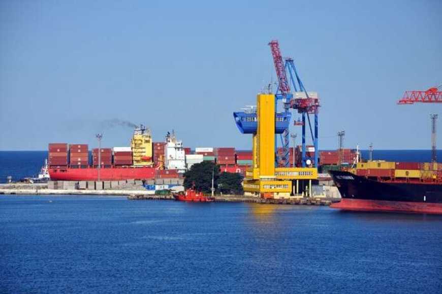 Україна готується до запуску експорту зерна попри обстріл Одеського порту, &ndash; Кубраков