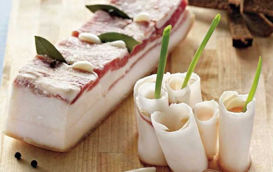 Ціни на сало в Україні за рік зросли на 30%