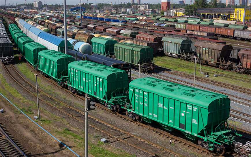 Укрзалізниця планує віддати в довгострокову оренду вантажні термінали