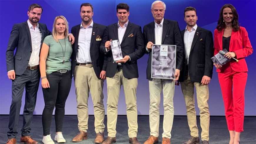 Компанія V&auml;derstad отримала нагороду "Машина року 2020" на виставці Agritechnica