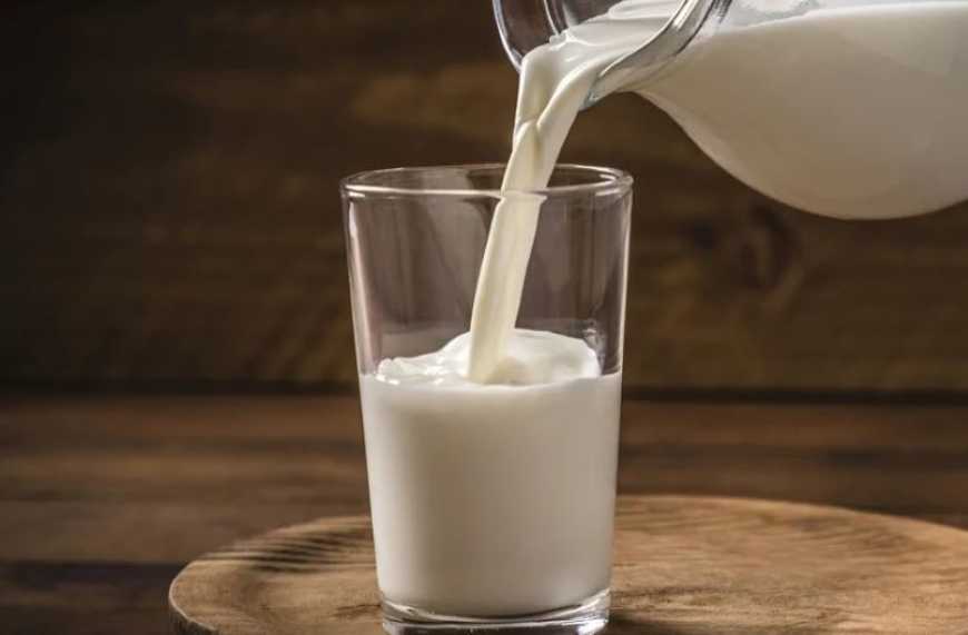 Ринок молока: експерти прогнозують чергове зниження цін на молоко-сировину в Україні