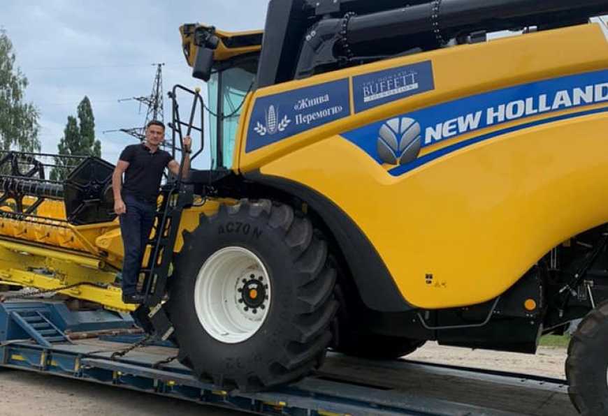 «Жнива перемоги»: фермерам на безоплатній основі передають комбайни