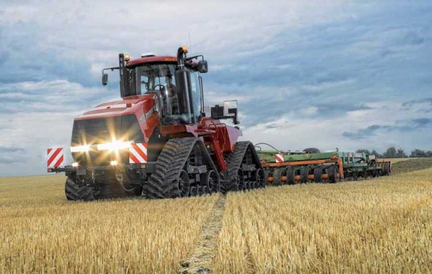 Оновлена серія тракторів Case IH Quadtrac 600 прибуває на склади Тайтен Машинері Україна