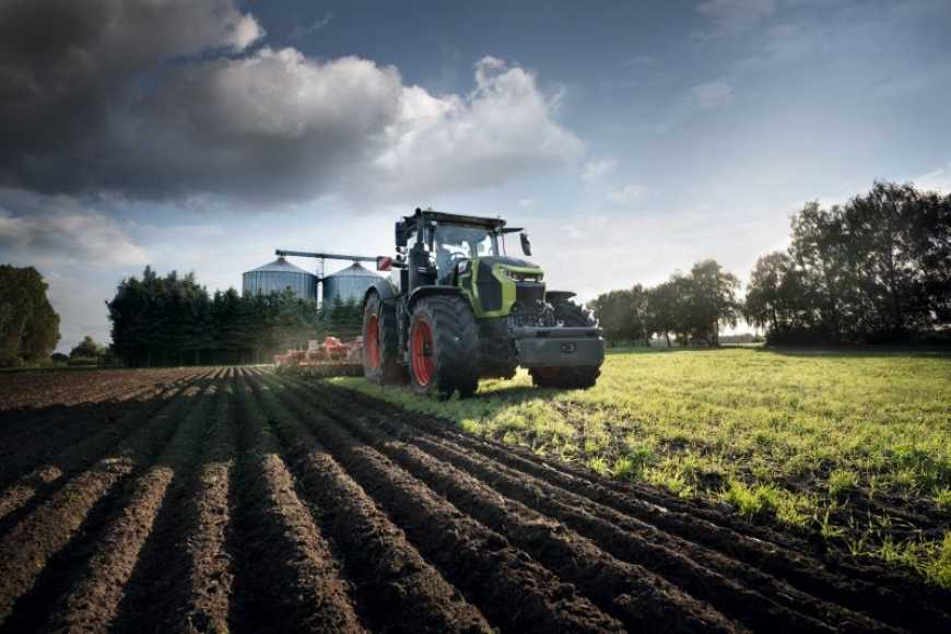CLAAS представляє нову серію великих тракторів AXION 9 на виставці «Agritechnica 2025»