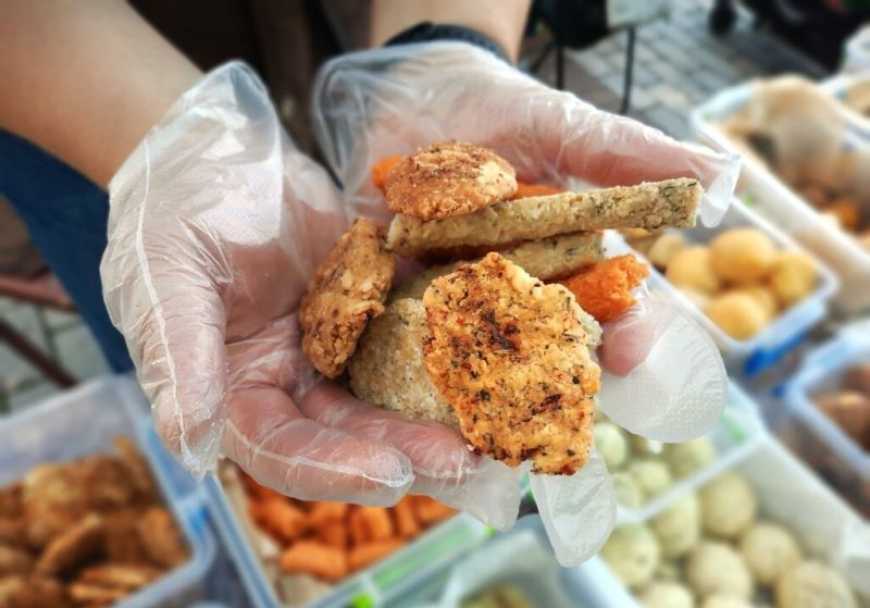 На Київщині виробляють веганські сирні снеки