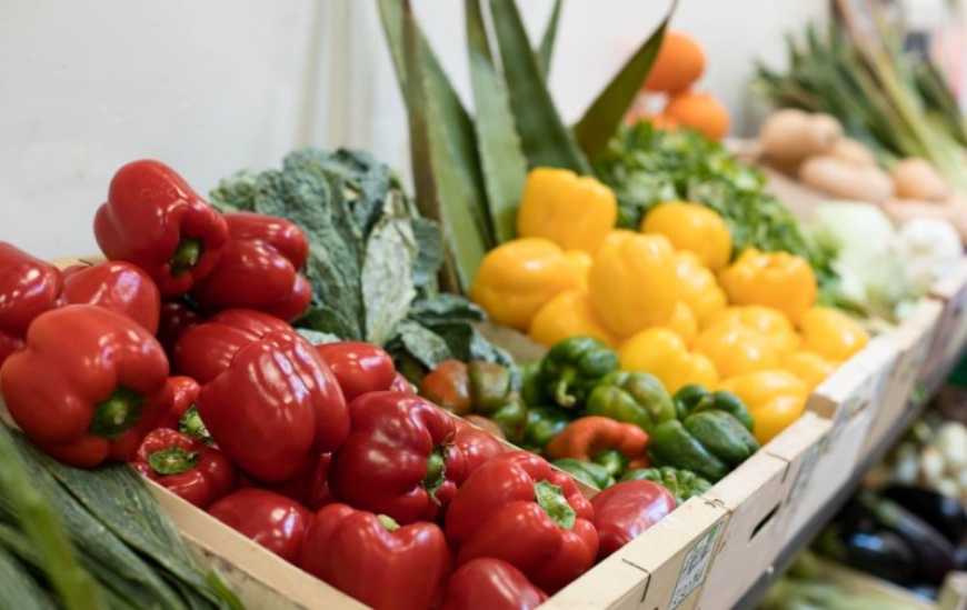 Частка місцевих тепличних овочів в Україні взимку ледь сягає 10% – експерт