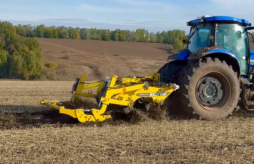 Шлях до збереження вологи: досвід «Полтава-Агро» з глибокорозпушувачем BEDNAR