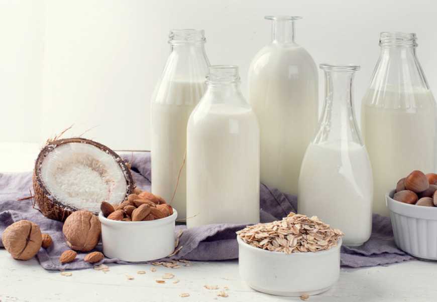 В Україні зростає попит на рослинне молоко