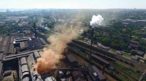 Вітчизняні енергетичні підприємства викидають в повітря втричі більше вуглецю, аніж європейські