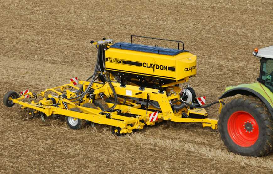 CLAYDON Hybrid T4: перша на аграрному ринку сівалка гібридного типу