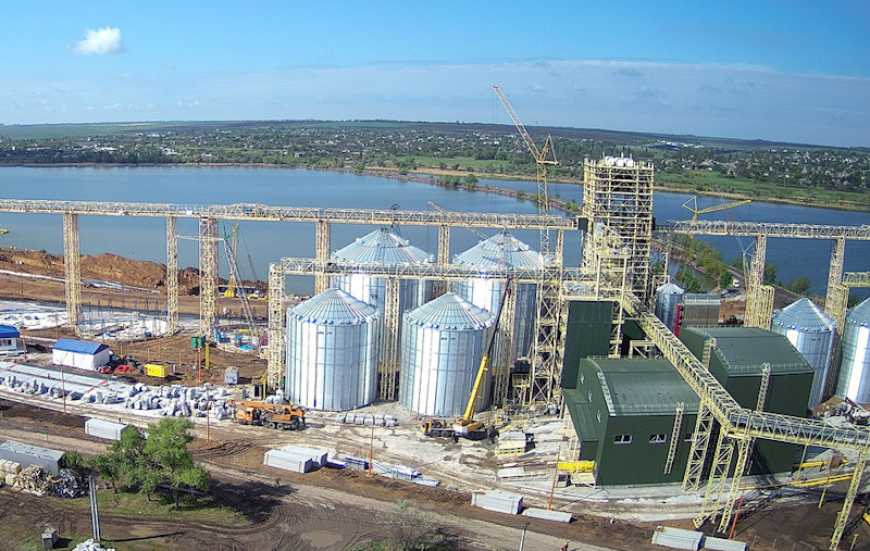Нібулон закінчив будівництво потужного річкового перевантажувального термінала