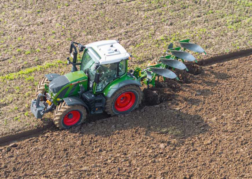 Новий навісний плуг AMAZONE Teres 200