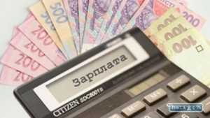 Де в Україні заробити 15 тисяч без досвіду роботи (список)