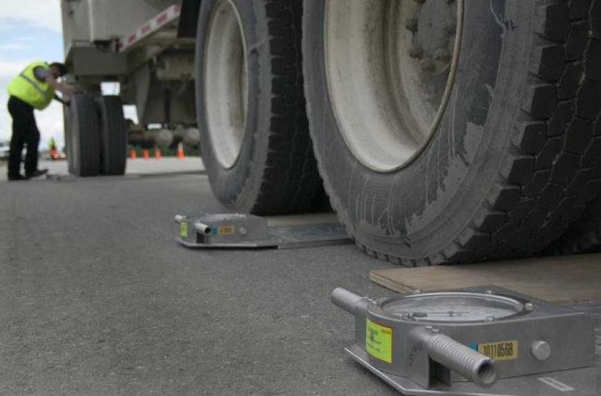 Уряд затвердив додатковий механізм контролю дотримання вагових норм автоперевізниками