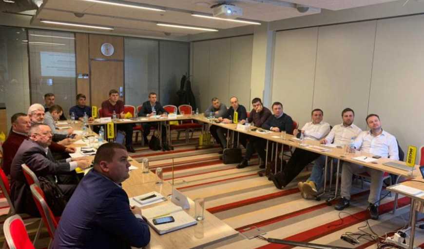 Компанія BEDNAR провела робочу зустріч з дилерами техніки в Україні