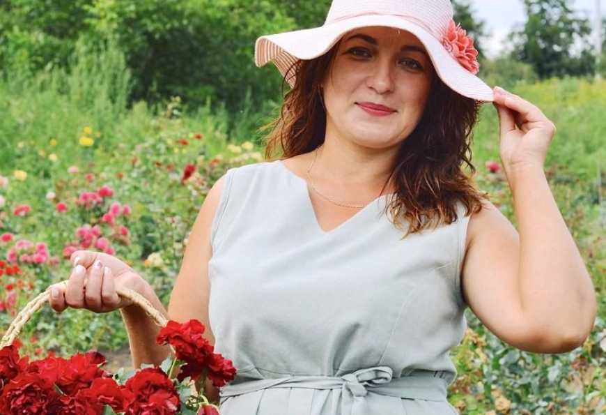 На Тернопільщині квітникарка розвиває трояндовий бізнес