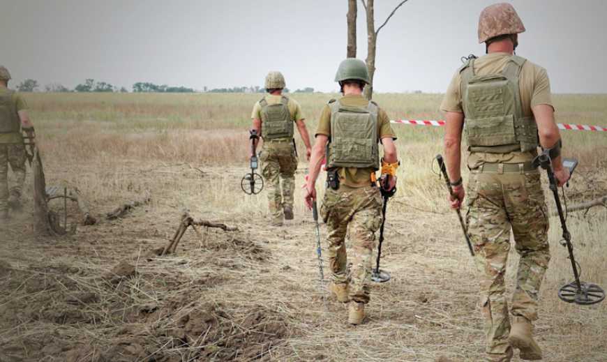 Розмінування: в Україні в обіг повернули понад 15 тис. га сільгоспземлі