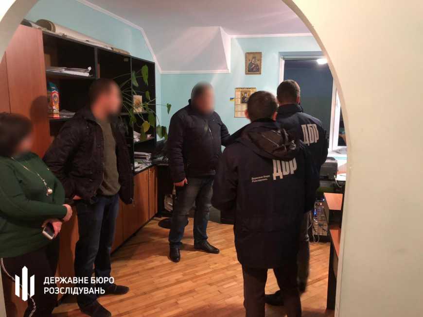 ДБР заарештувало голову Геокадастру у Львівській області та його заступників