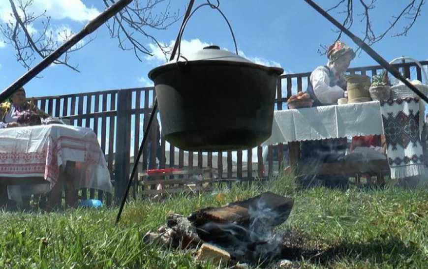 На Прикарпатті пройшов перший Фестиваль борщу